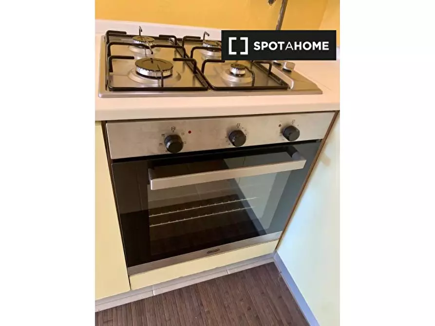 Immagine 13 di Appartamento in affitto  in Via Italo Svevo a Milano