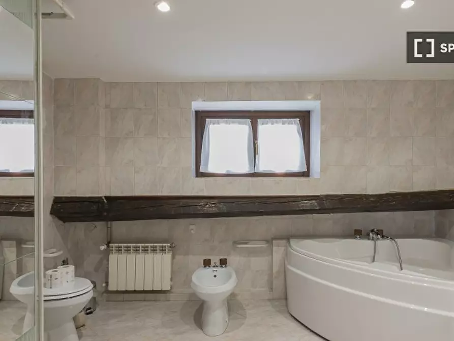 Immagine 15 di Appartamento in affitto  in Via Ferrante Aporti a Milano