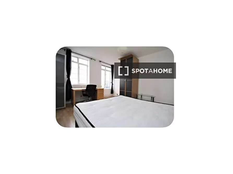 Immagine 10 di Appartamento in affitto  in 48 Arbour Square, London E1 0PP a Poplar
