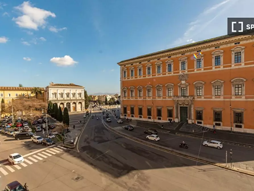 Immagine 19 di Appartamento in affitto  in Piazza San Giovanni In Laterano a Roma
