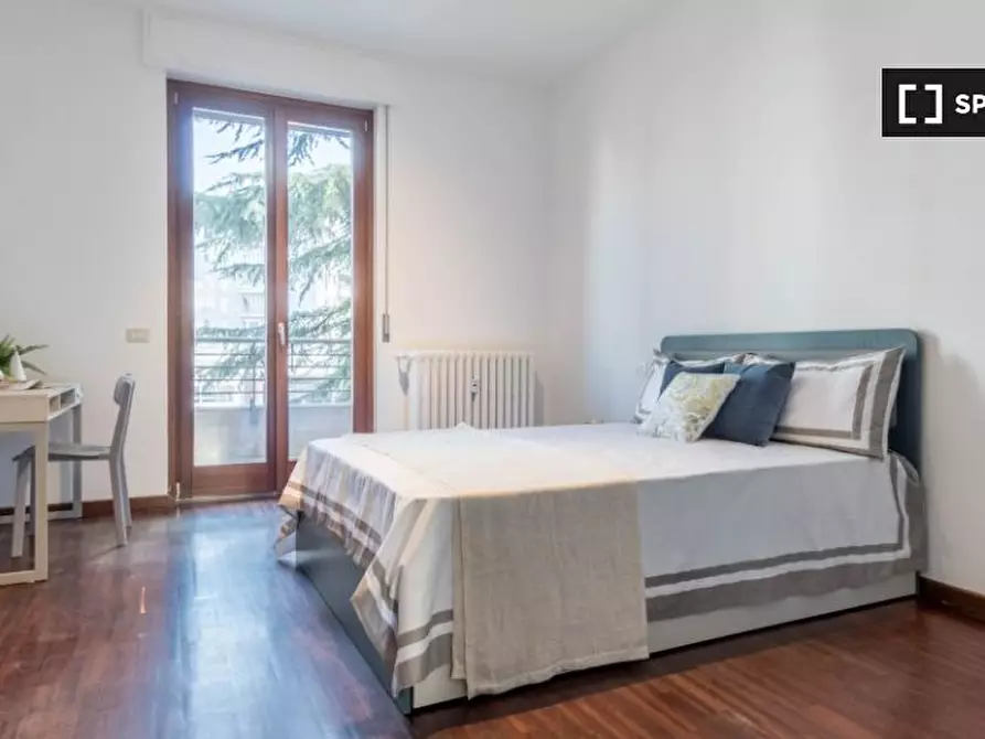 Immagine 3 di Camera condivisa in affitto  in Via Luciano Zuccoli a Milano