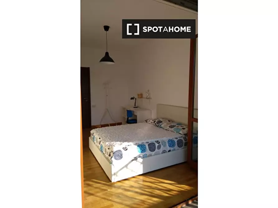 Immagine 4 di Camera condivisa in affitto  in Via Carlo Valvassori Peroni a Milano
