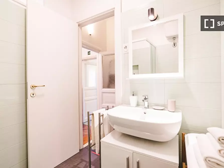 Immagine 19 di Appartamento in affitto  in Via del Colosseo a Roma