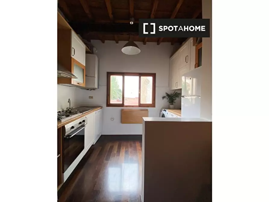 Immagine 7 di Appartamento in affitto  in Via del Leone a Firenze