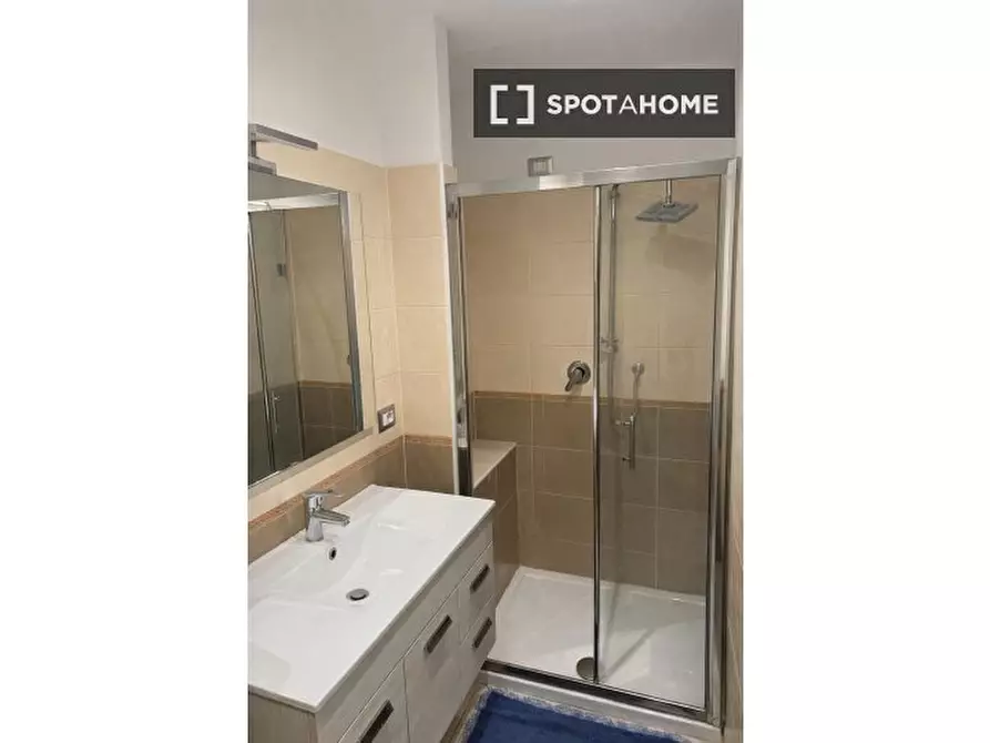 Immagine 5 di Camera condivisa in affitto  in Via Marco D'Oggiono a Milano