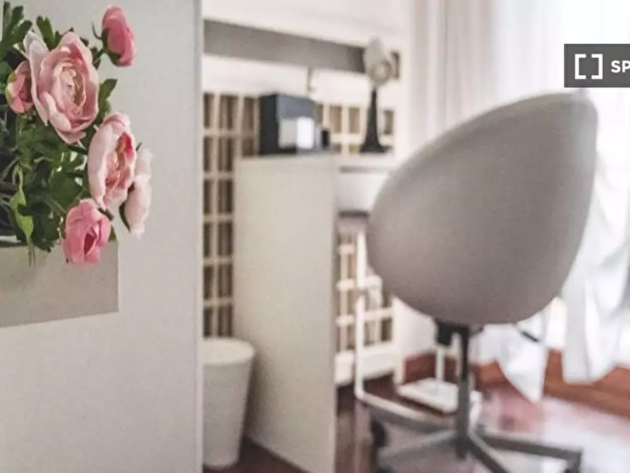 Immagine 3 di Camera condivisa in affitto  in Via Ippodromo a Milano