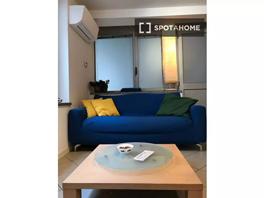 Immagine 1 di Appartamento in affitto  in Via Alessandro Stradella a Milano