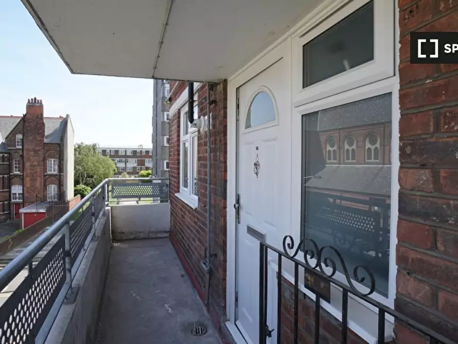 Immagine 6 di Camera condivisa in affitto  in Fellows Ct a Poplar