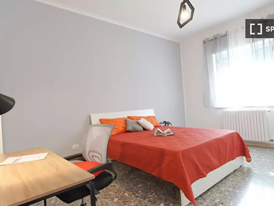 Immagine 3 di Camera condivisa in affitto  in Bognar a Pozzuoli