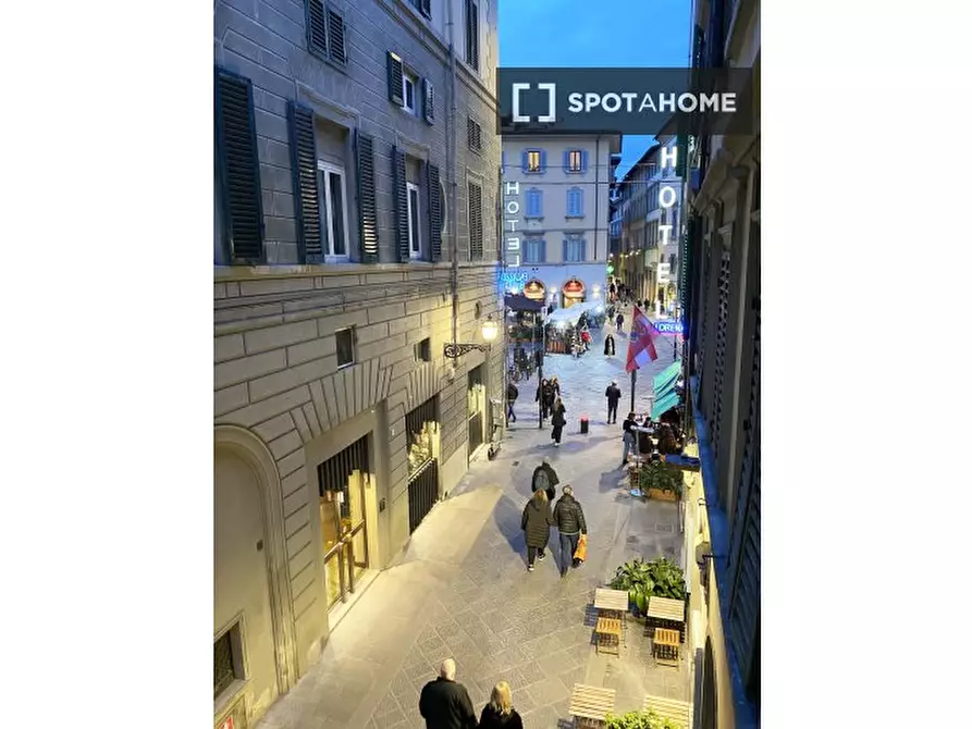 Immagine 2 di Appartamento in affitto  in Via Faenza a Firenze