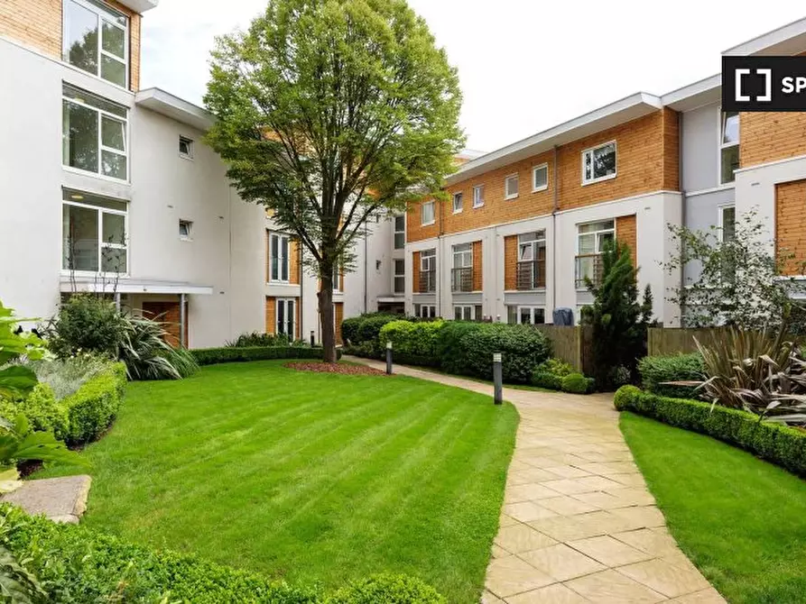 Immagine 11 di Appartamento in affitto  in Island Apartment a Islington