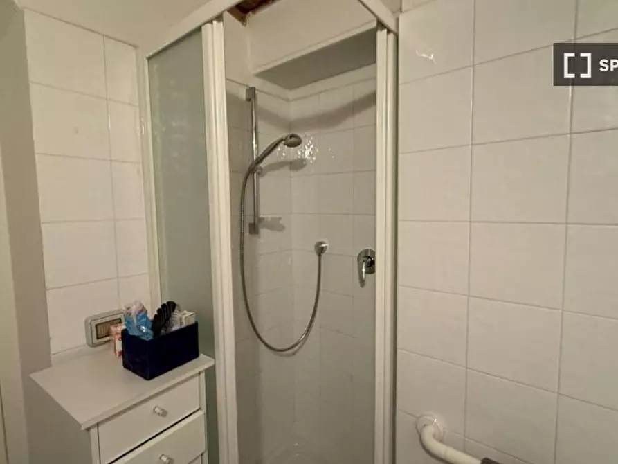 Immagine 6 di Camera condivisa in affitto  in Via Pisana a Firenze