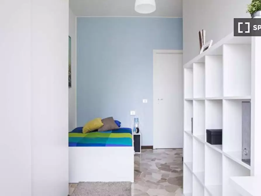 Immagine 1 di Camera condivisa in affitto  in Via Raffaello Bertieri a Milano