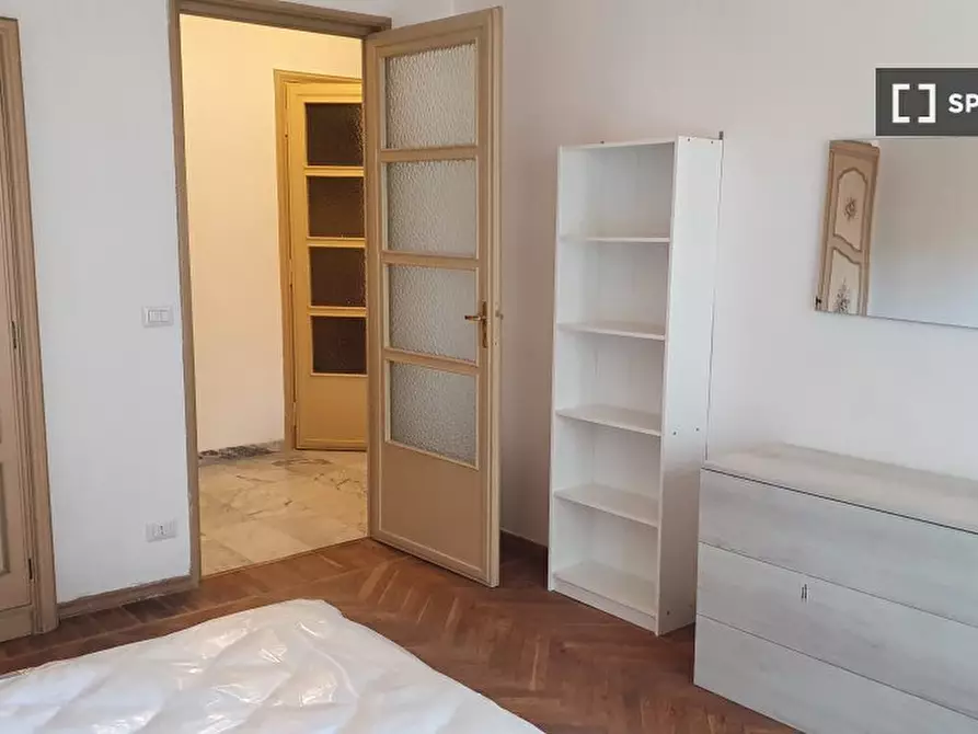 Immagine 5 di Camera condivisa in affitto  in Via Susa a Torino