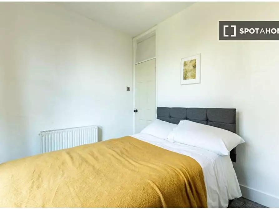 Immagine 2 di Camera condivisa in affitto  in Hardwicke Road a Hounslow