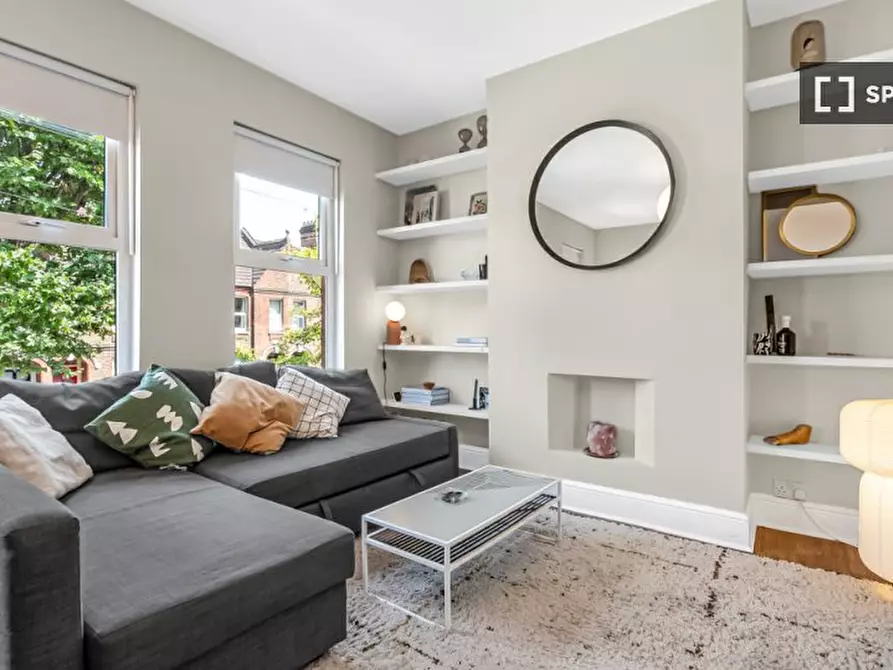 Immagine 2 di Appartamento in affitto  in Edward Rd a Walthamstow