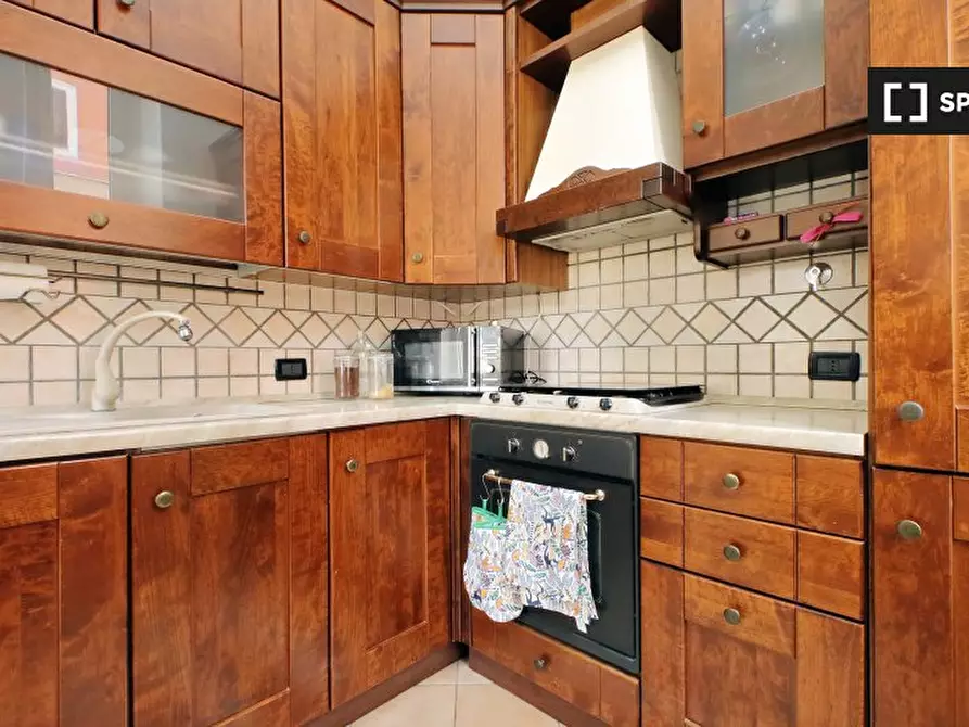 Immagine 8 di Appartamento in affitto  in Via degli Ausoni a Roma