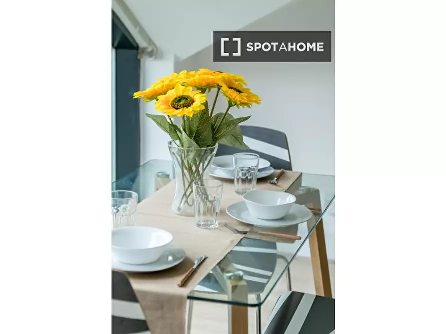 Immagine 2 di Appartamento in affitto  in Lion Court a Poplar