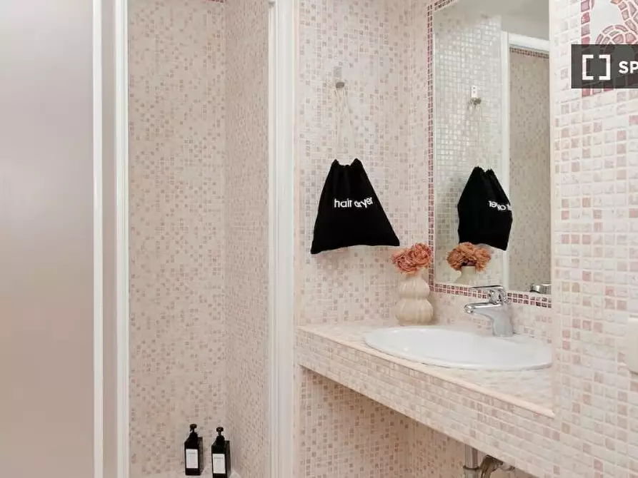 Immagine 19 di Ufficio in affitto  in Piazza G. Battista Grassi a Fiumicino