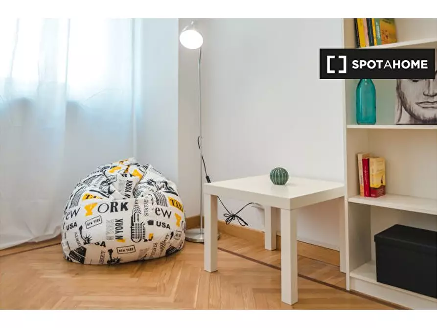 Immagine 2 di Camera condivisa in affitto  in Via Sant'Agostino a Torino