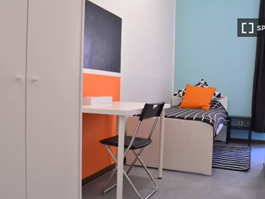 Immagine 1 di Camera condivisa in affitto  in Via Tigelliob a Cagliari