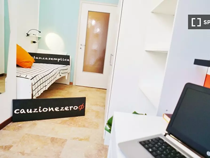 Immagine 7 di Camera condivisa in affitto  in Corridoni a Milano