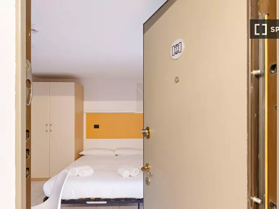 Immagine 2 di Ufficio in affitto  in Corso Magenta a Milano