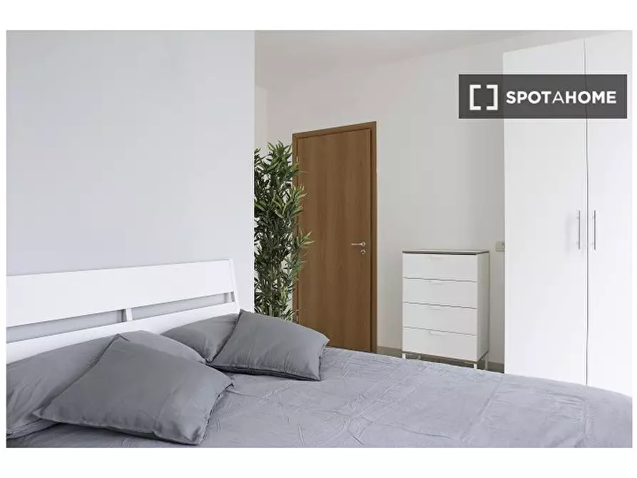 Immagine 5 di Camera condivisa in affitto  in Via Giuseppe De Finetti a Milano