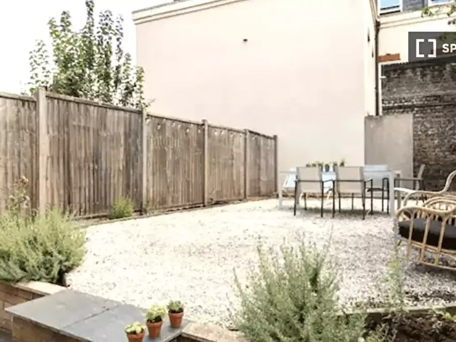 Immagine 16 di Appartamento in affitto  in Netherwood St a Camden Town