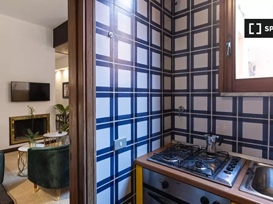 Immagine 13 di Appartamento in affitto  in Borgo Angelico a Roma