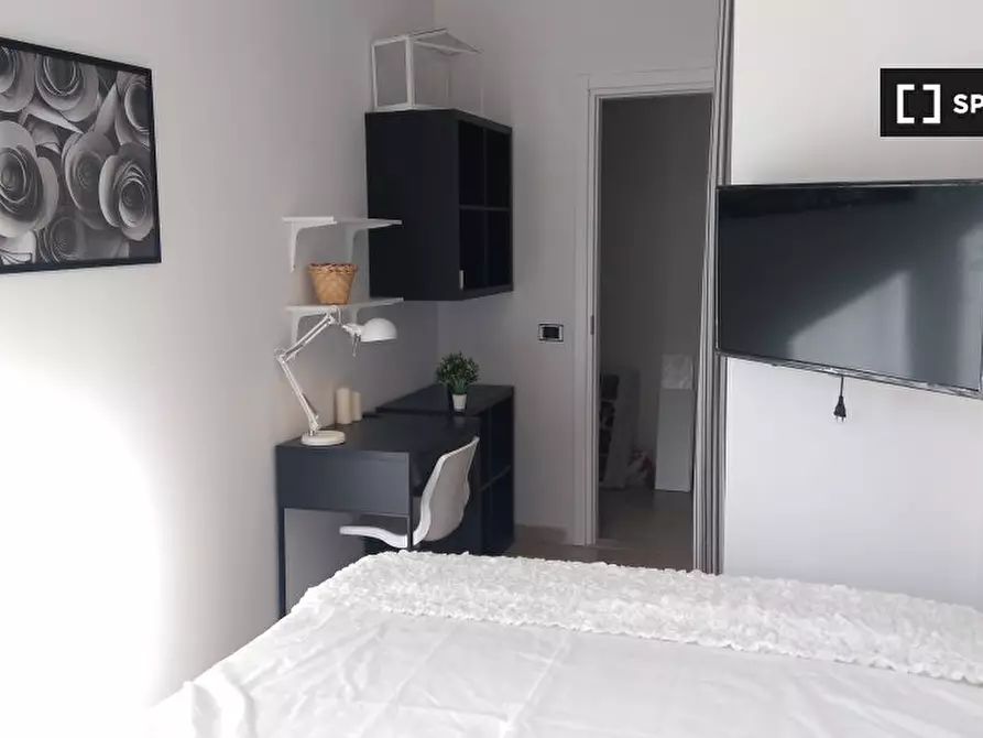 Immagine 16 di Camera condivisa in affitto  in Viale Papiniano a Milano