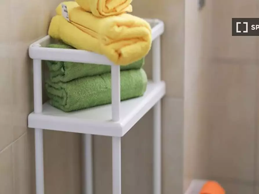 Immagine 16 di Camera condivisa in affitto  in Via Marcona a Milano