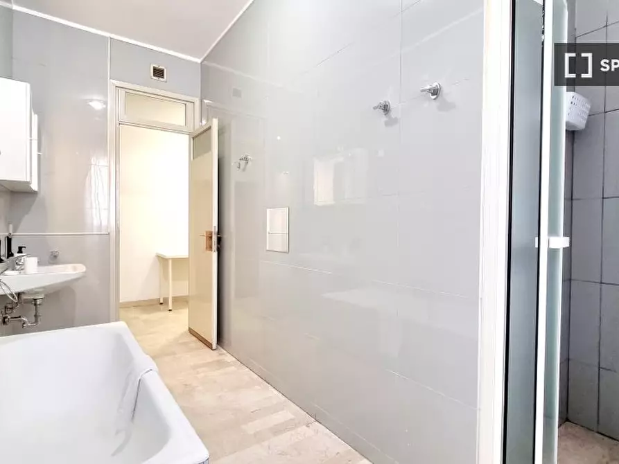 Immagine 16 di Appartamento in affitto  in Via Mauro Macchi a Milano