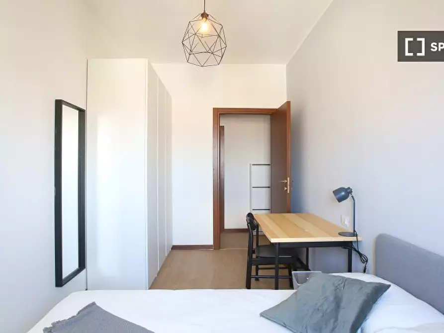 Immagine 4 di Camera condivisa in affitto  in Via Benjamin Constant a Milano