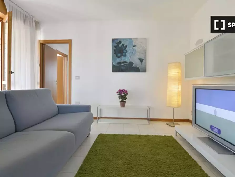 Immagine 1 di Appartamento in affitto  in Via Emilia Levante a Bologna