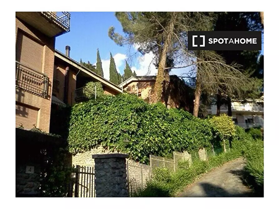 Immagine 6 di Camera condivisa in affitto  in Via del Beato Egidio a Perugia