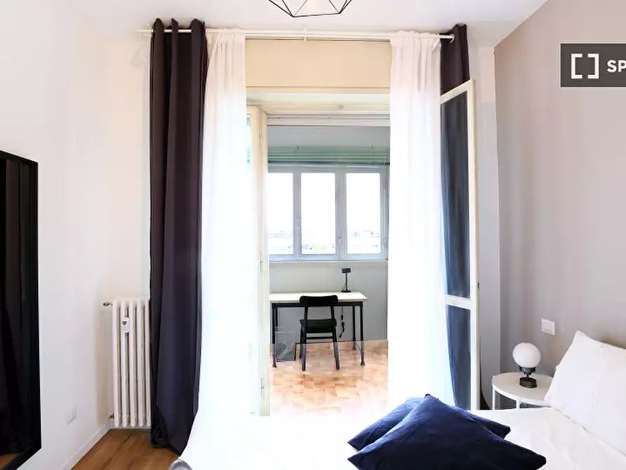 Immagine 2 di Camera condivisa in affitto  in Via Carlo Marx a Milano