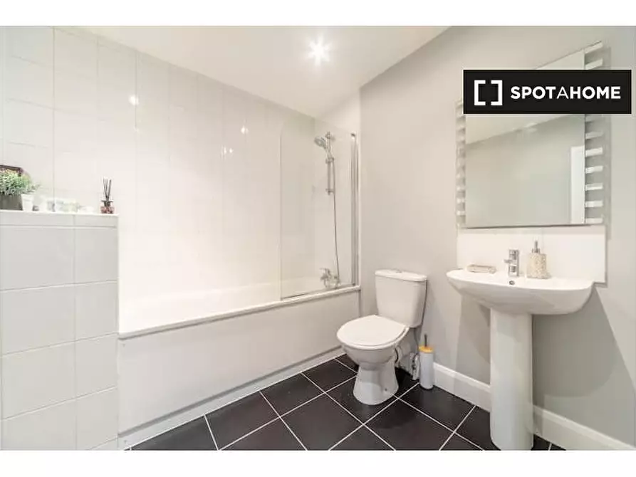 Immagine 6 di Appartamento in affitto  in Flata 1 Brick Ln a Enfield