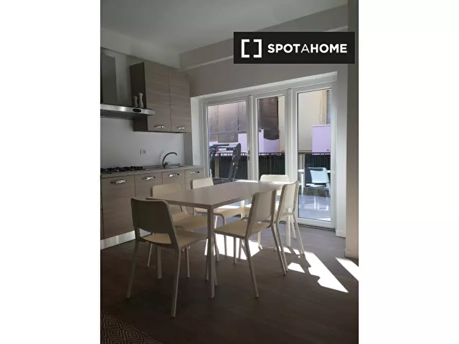 Immagine 9 di Camera condivisa in affitto  in Via Federico Confalonieri a Padova