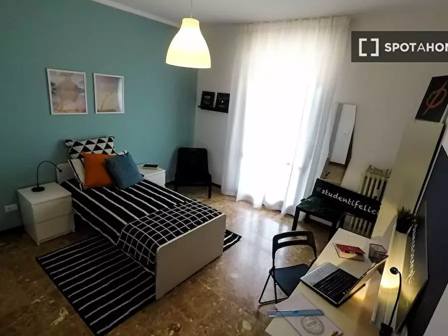 Immagine 3 di Camera condivisa in affitto  in Bligny a Brescia