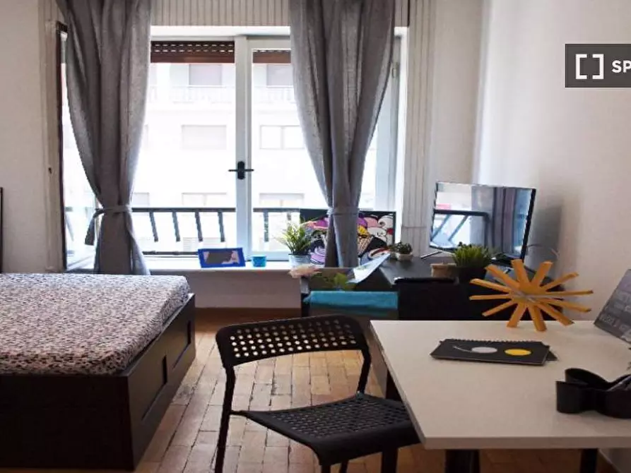 Immagine 9 di Camera condivisa in affitto  in Viale Tunisia a Milano