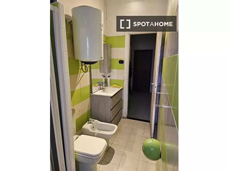 Immagine 12 di Camera condivisa in affitto  in Via Monte Rosa a Torino