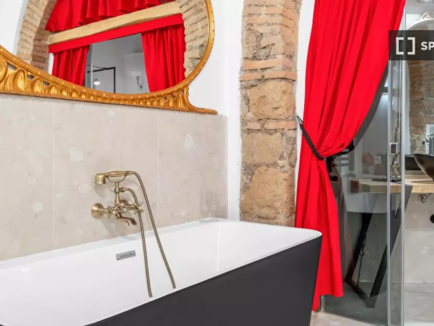 Immagine 11 di Ufficio in affitto  in Via dei Latini a Roma