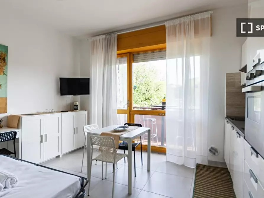 Immagine 14 di Ufficio in affitto  in Via Paul Valery a Milano