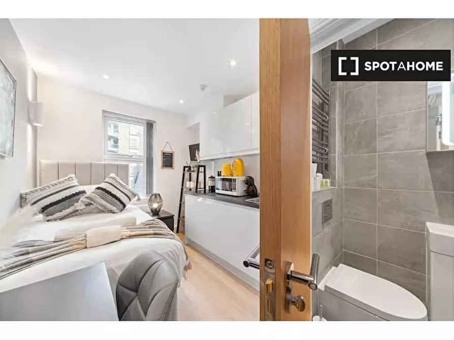 Immagine 11 di Ufficio in affitto  in Flat 32-34 Swinton StLondon WC1X 9NX a Camden Town