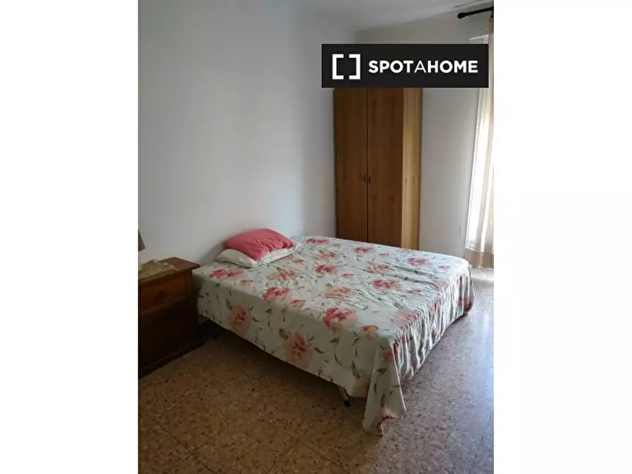 Immagine 11 di Camera condivisa in affitto  in Via Teodolfo Mertel a Roma