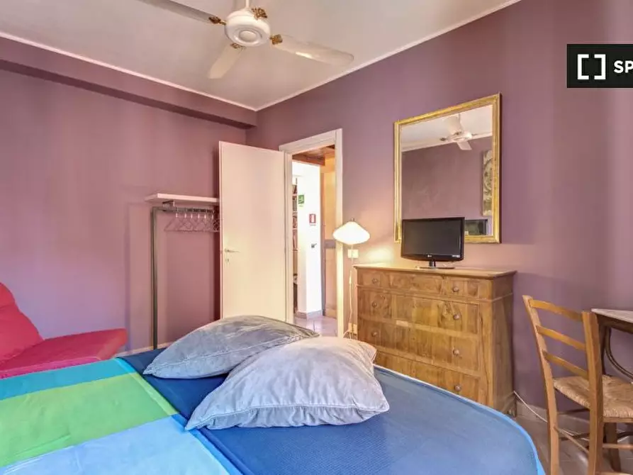 Immagine 6 di Appartamento in affitto  in Via Frangipane a Roma