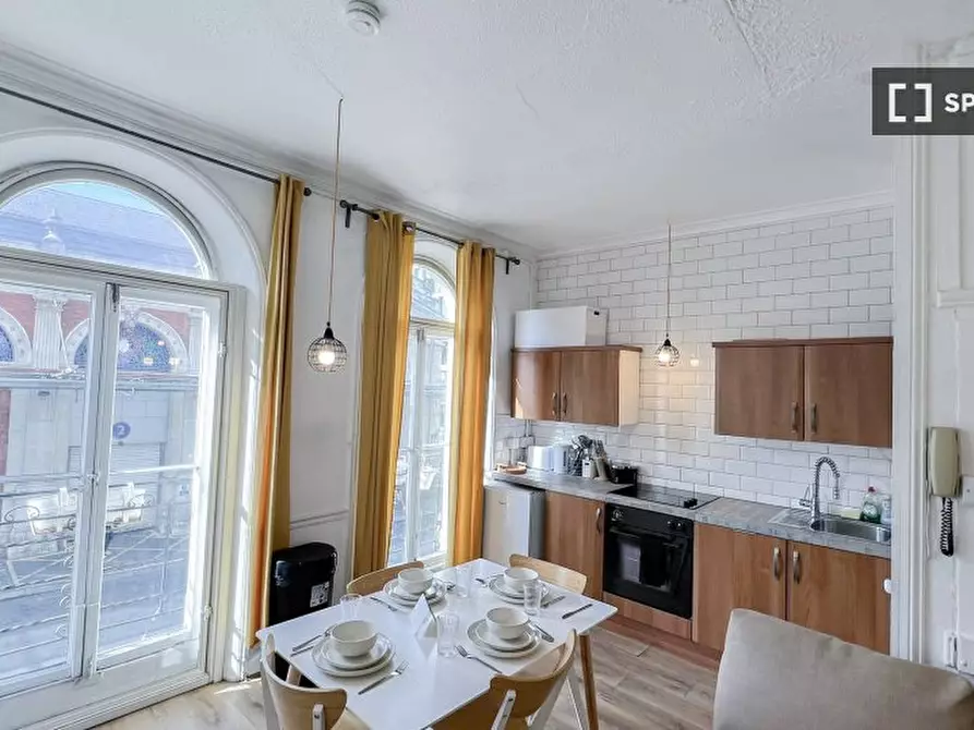 Immagine 10 di Appartamento in affitto  in A Long Ln a Islington