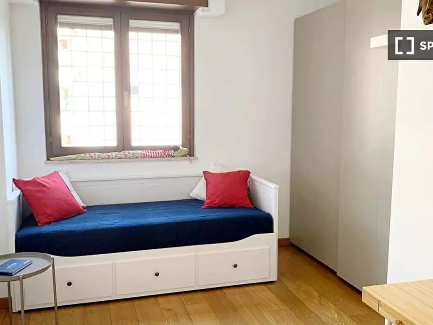 Immagine 7 di Appartamento in affitto  in V.le della Grande Muraglia a Roma