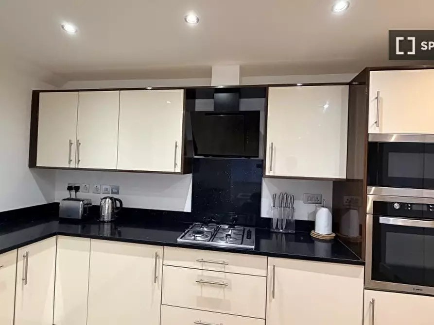 Immagine 8 di Appartamento in affitto  in Uxbridge Road a Harrow
